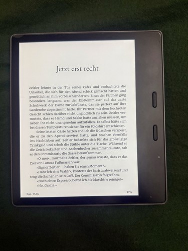 Kindle oasis generation - kindle, oasis,