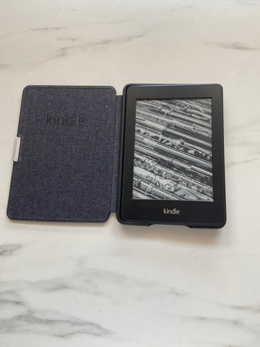 Kindle paperwhite ebook reader - kindle,